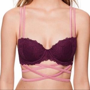 PINK Strappy Lace Push Up Bra 32DD